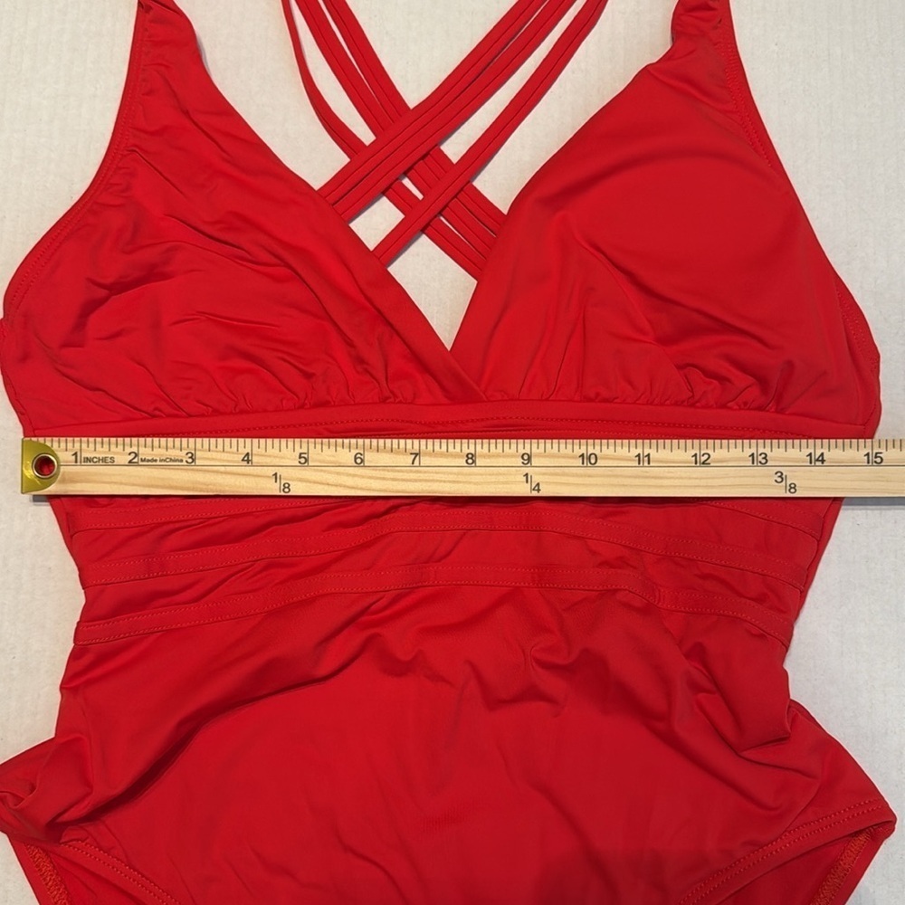 La Blanca Island Goddess Multi Strap Cross-Back Mio in Cherry Red Size 12 - Picture 5 of 14